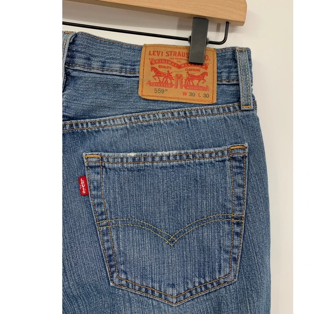 Levis 559 Jeans Mens 30x30 Blue Relaxed Straight Medium Wash Fade Denim Pants